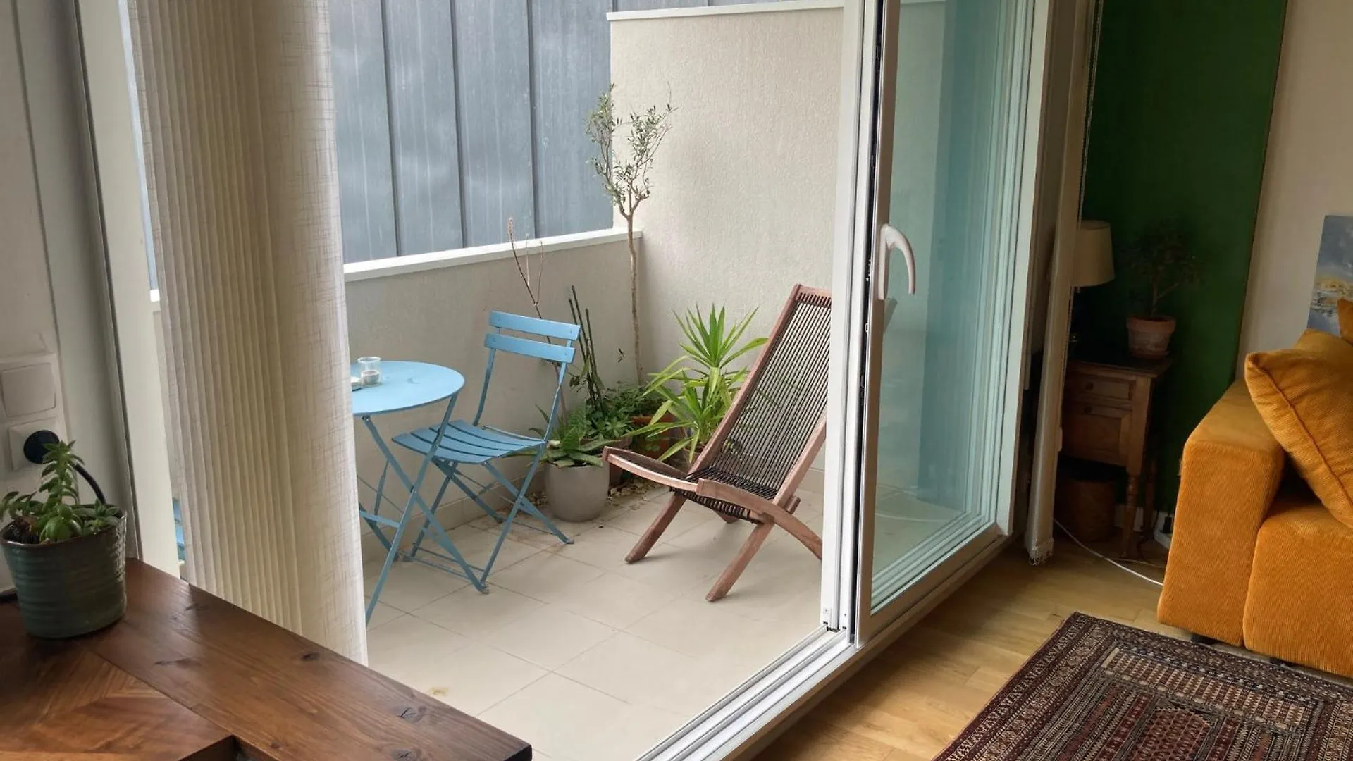 Quietude Au Village Jourdain Apartman Párizs